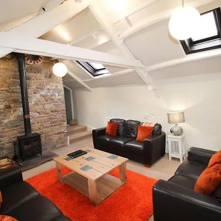 Brae Fell Cottage, Sebergham, Nr Caldbeck Dog Friendly And Hot Tub * Sebergham