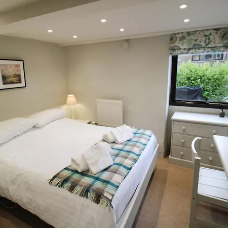 Brae Fell Cottage, Sebergham, Nr Caldbeck Dog Friendly And Hot Tub Sebergham